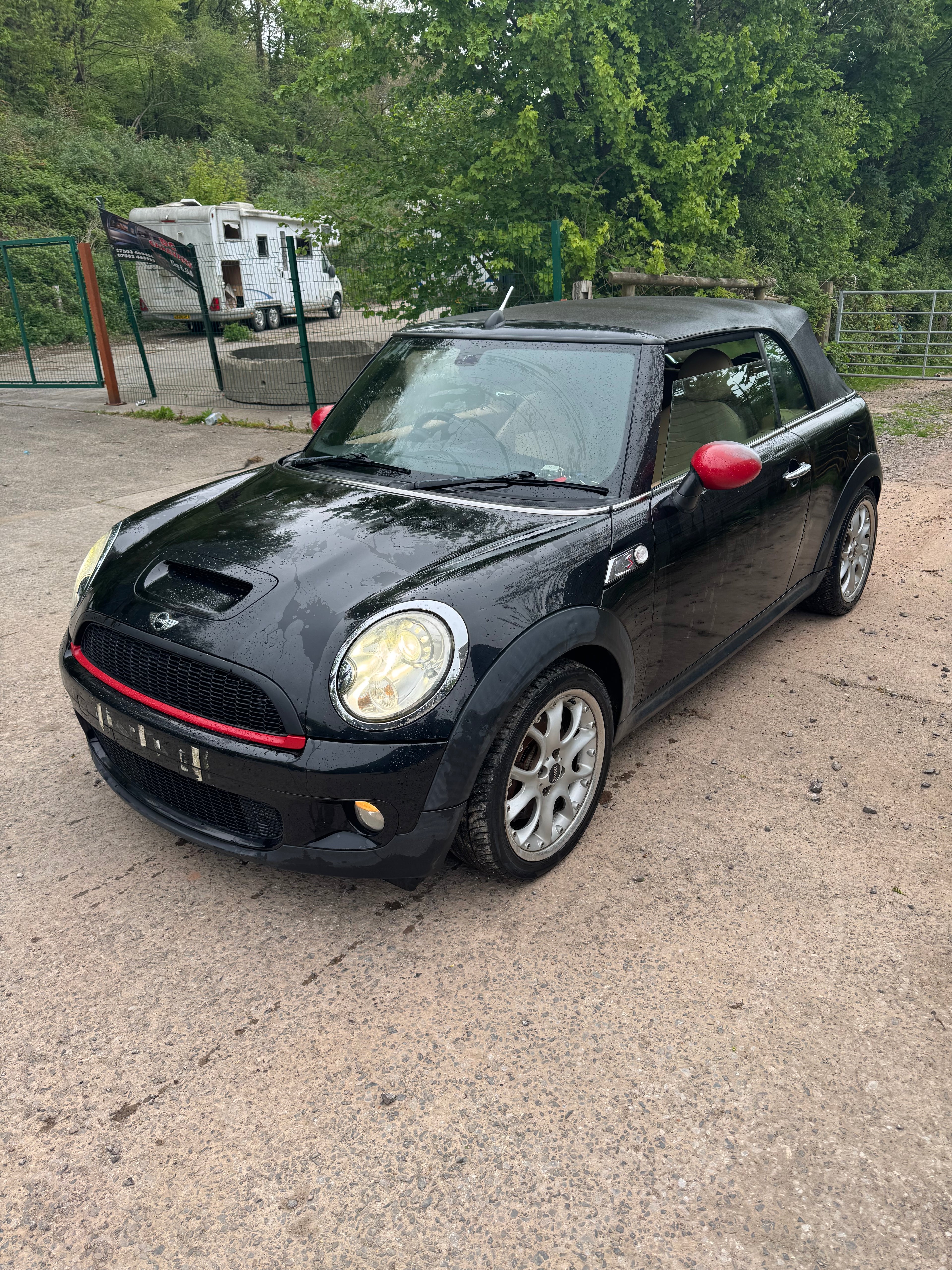 BMW MINI COOPER S CONVERTIBLE R56 R57 BREAKING 1.6 PETROL TURBO 2010 PARTS BLACK