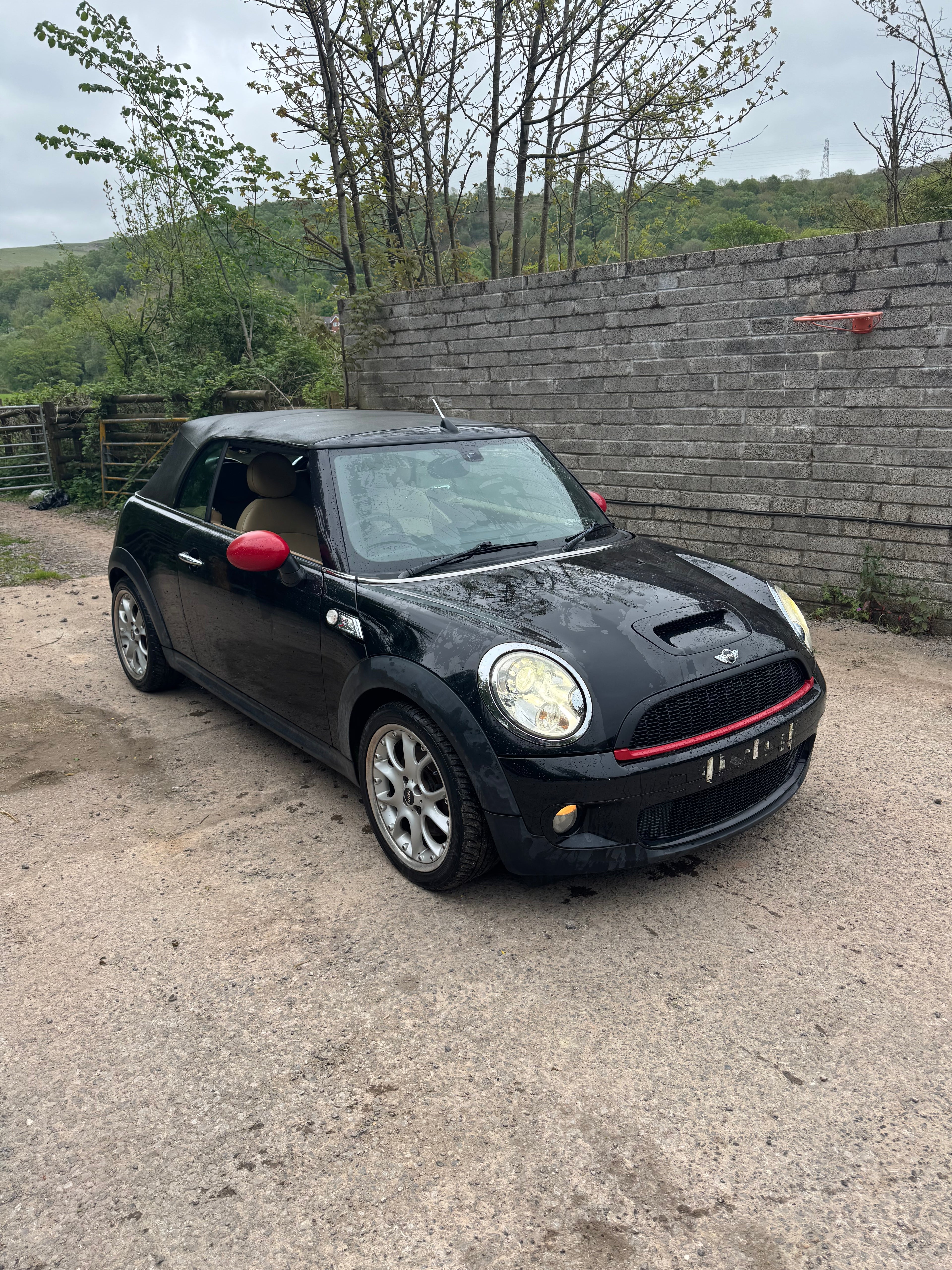 BMW MINI COOPER S CONVERTIBLE R56 R57 BREAKING 1.6 PETROL TURBO 2010 PARTS BLACK