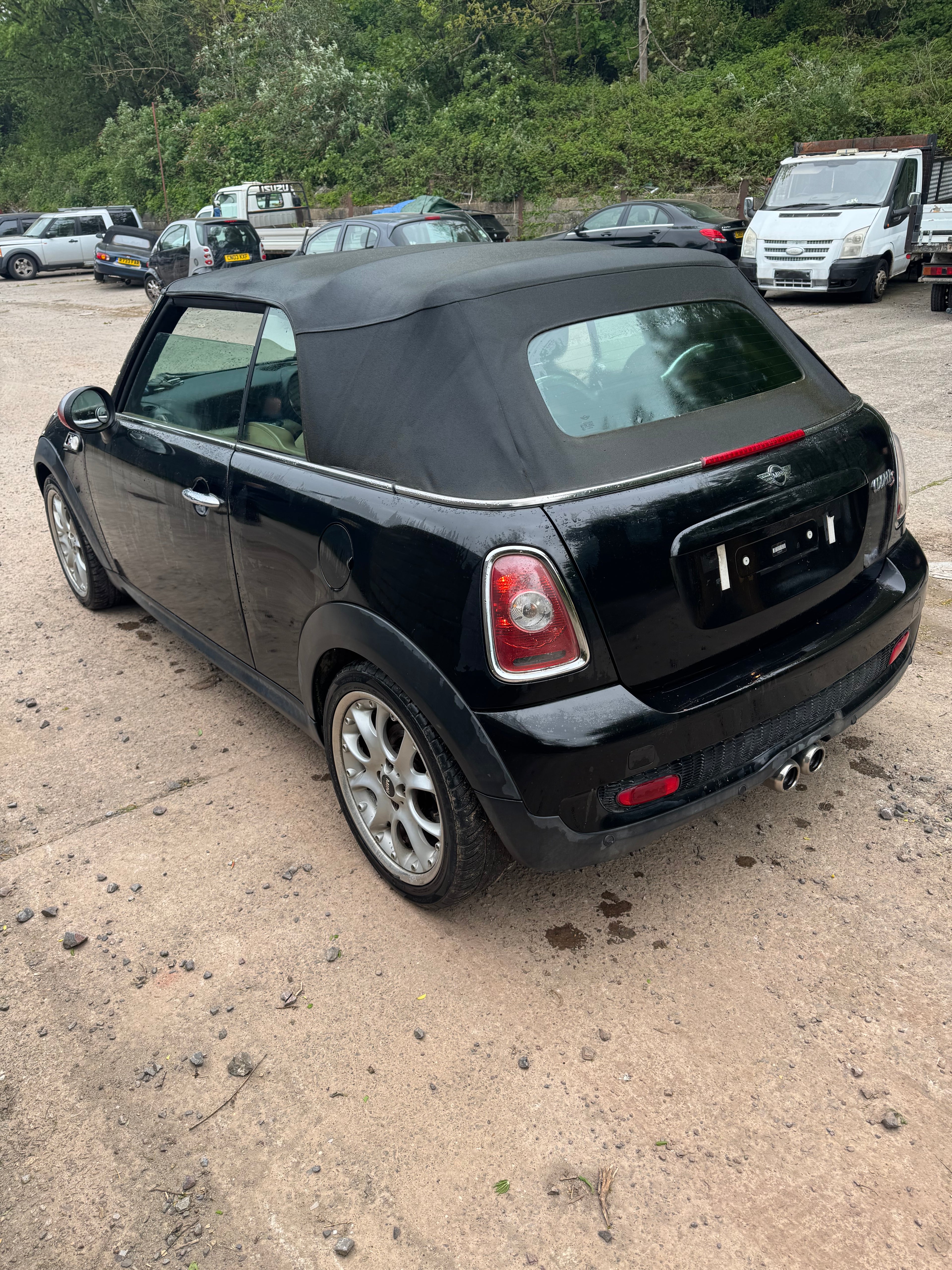 BMW MINI COOPER S CONVERTIBLE R56 R57 BREAKING 1.6 PETROL TURBO 2010 PARTS BLACK